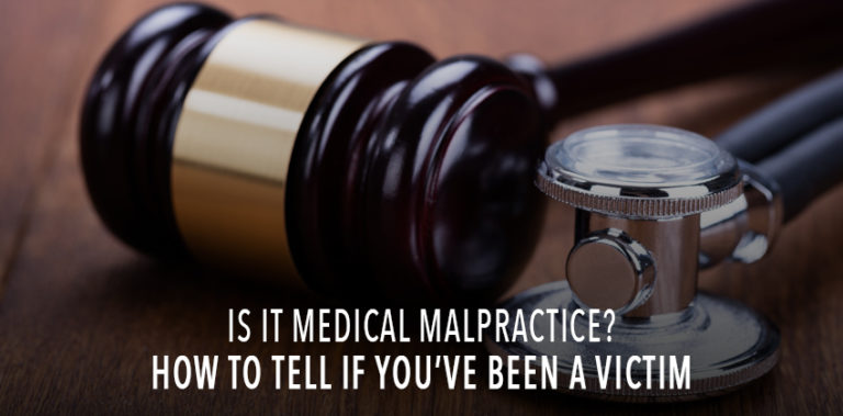Gavel and stethoscope laying side by side. Medical malpractice claims in Ontario. Contact Conte and Associates, personal injury lawyers in Whitby and Vaughan.