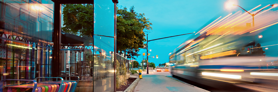 Bus stop in a busy city. Public transportation accidents in Toronto. Contact Conte and Associates, personal injury lawyers, in Whitby and Vaughan.